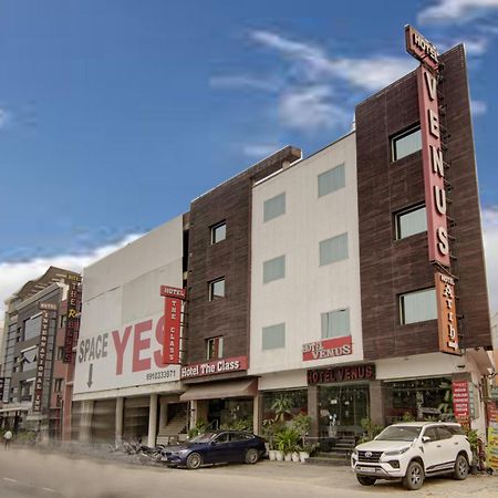 Hotel Venus Plaza New Delhi Exterior photo