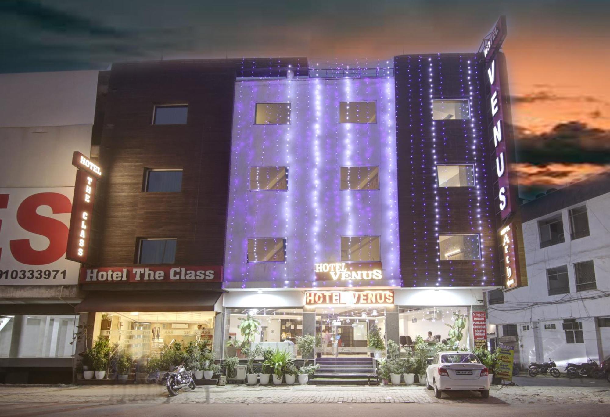 Hotel Venus Plaza New Delhi Exterior photo